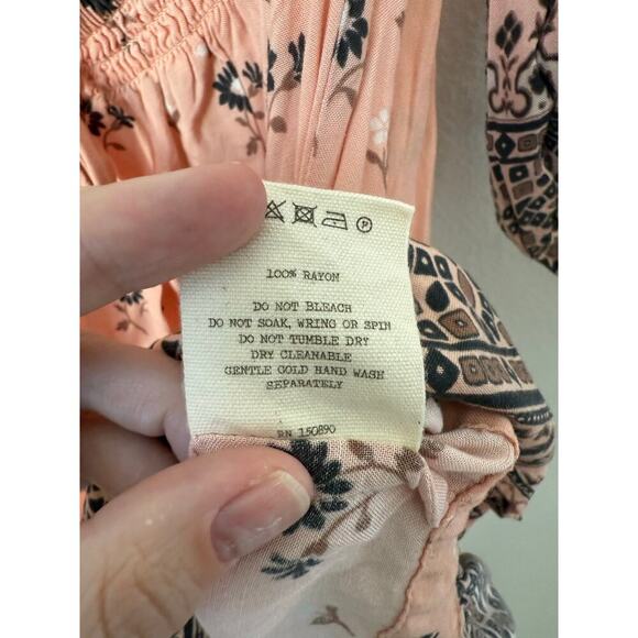 Spell and The Gypsy Lionheart Off Shoulder Blouse Size Small - Picture 6 of 10